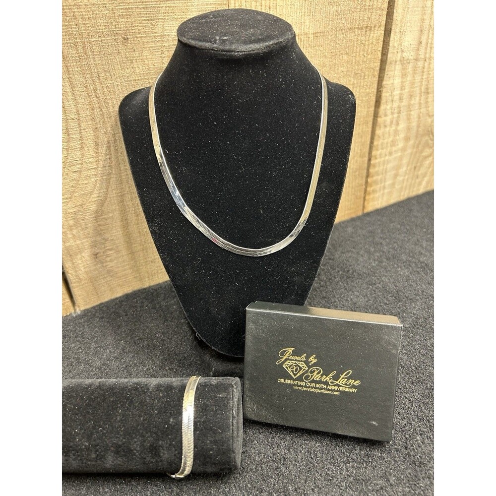 Park Lane Wrap Around Silvertone Herring Bone Necklace And Bracelet J-163